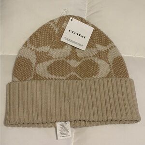 NWT Coach Signature Tan Knit Beanie